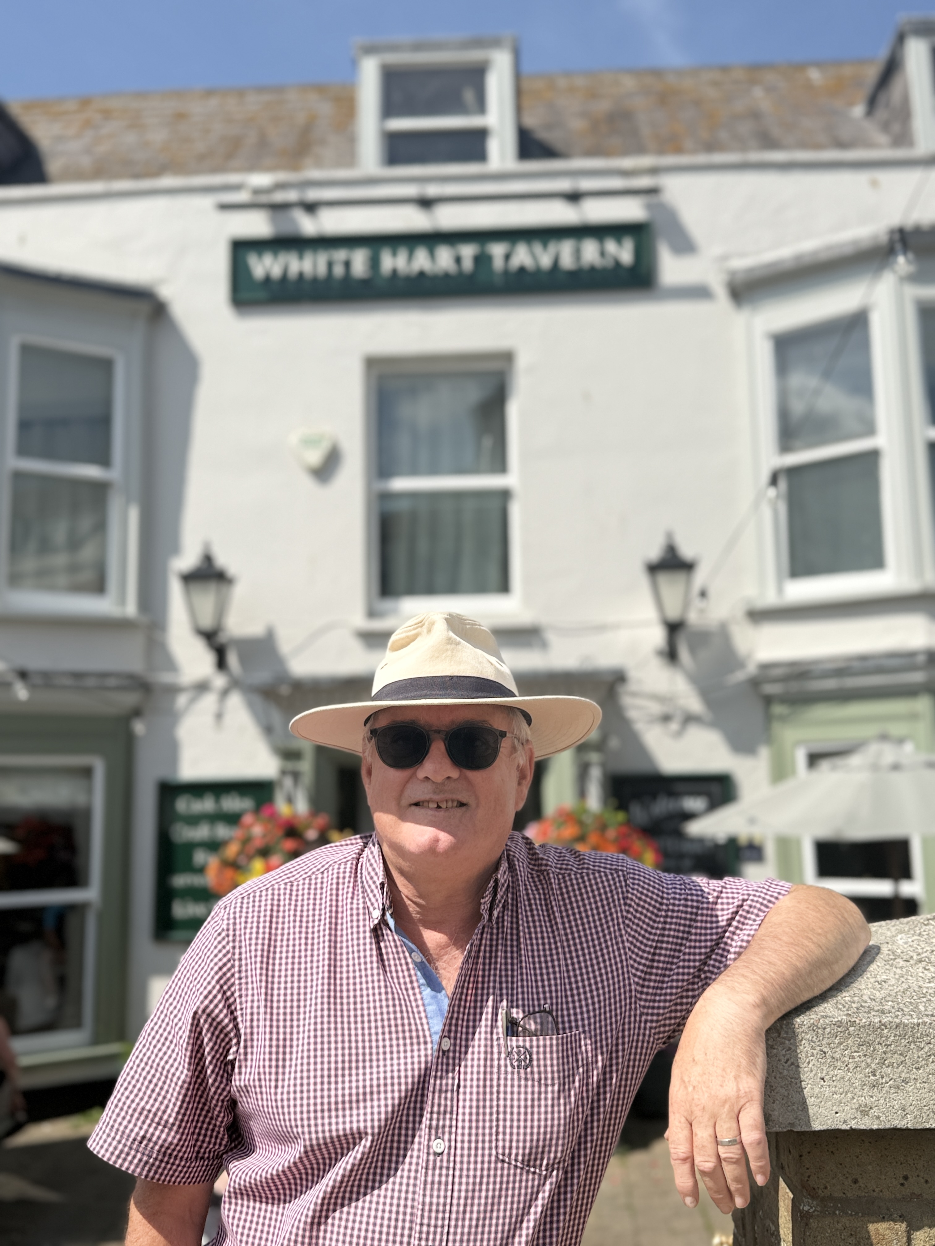 Andy standing in front of White Hart Tavern in Weymouth.
